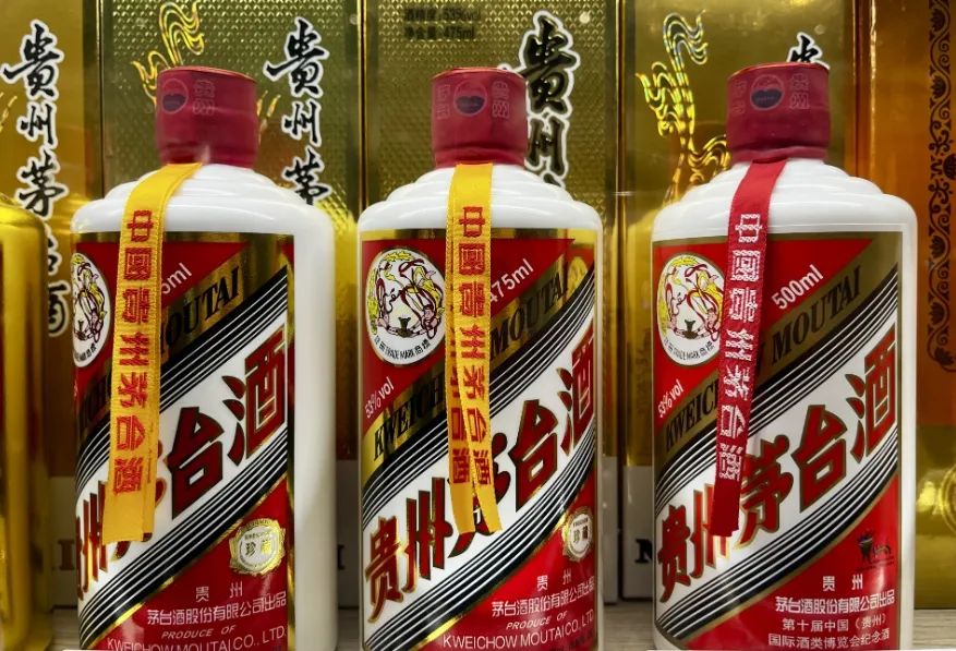 深度解析市场变动，2024年飞天茅台原箱价格跌至2305元
