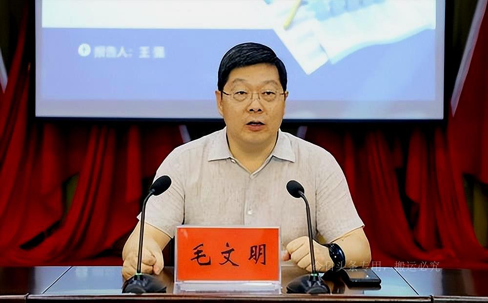 落马厅官的高尔夫迷途，从痴迷到自我救赎的反思之旅