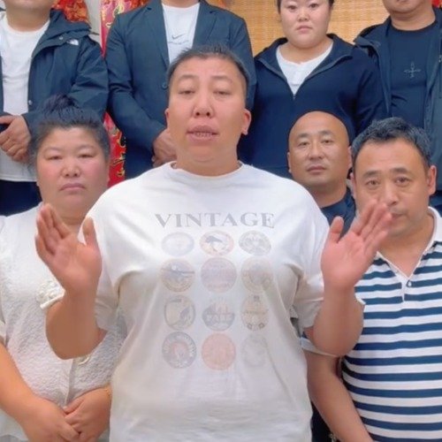 揭秘东北雨姐的夸大宣传日常趣事，虚假宣传究竟有多离谱？