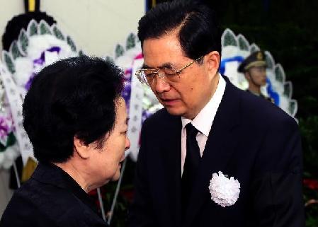吴邦国同志遗体在京火化，缅怀一生贡献与反思未来方向