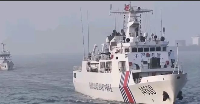 海警在马祖附近海域执法巡查，科技引领海洋安全新篇章