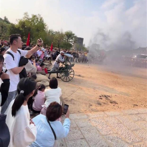 跟着团长打县城项目火爆引发景区限流，不妨探索小巷独特小店