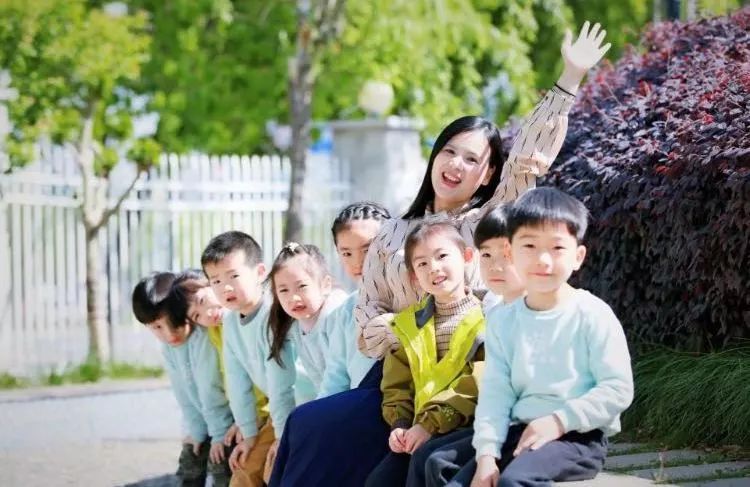 浙江公办幼儿园开设乳儿班，科技引领幼教新时代的先行者