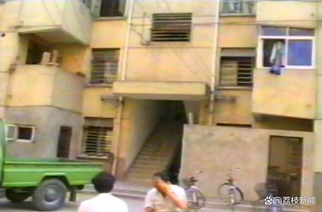 南京警方成功破获震惊城市的24年前劫杀案，正义终将伸张胜利在行动