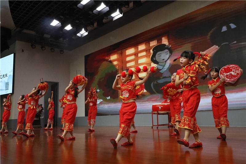 澳门四肖三肖必开预测：动态词义解读_预览版MDO97.57