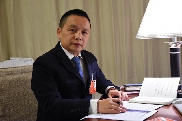 盐津铺子股票最新动态及观点论述。