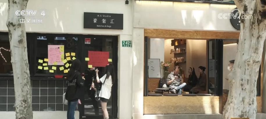 最新浮力视频，小巷深处的特色小店探秘之旅