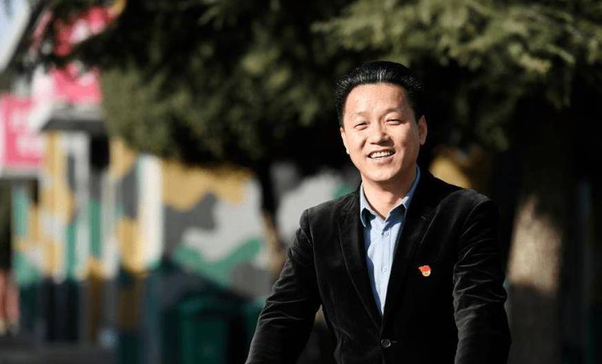 极品透视保镖，变化中的学习与自信成就的力量