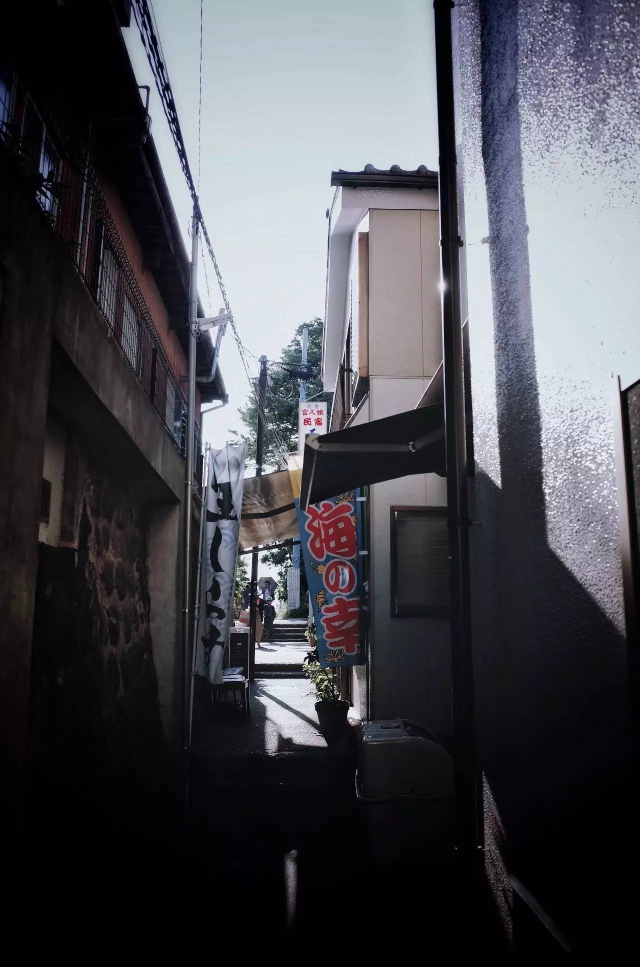 铁矿砂行情下的隐秘宝藏，小巷特色小店探秘