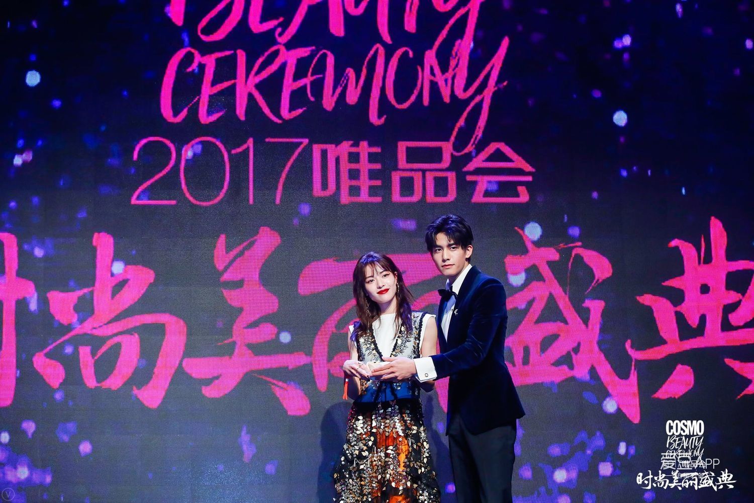 毛姓明星，星光熠熠的姓氏传承之路