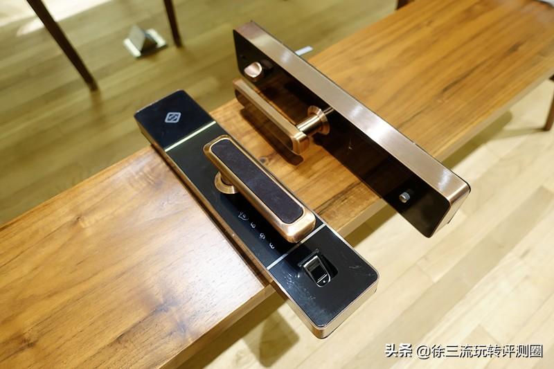 最新款锁芯揭秘，安全时尚完美结合，锁芯大解密🔒