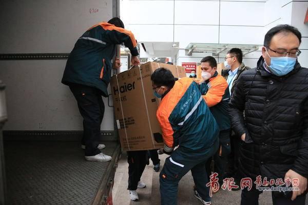 青岛专车最新动态，专车上的温馨日常