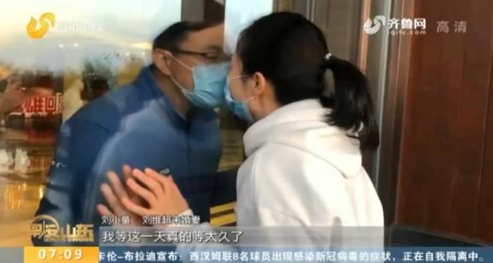 最新款卫衣批发，温情陪伴的购物之旅