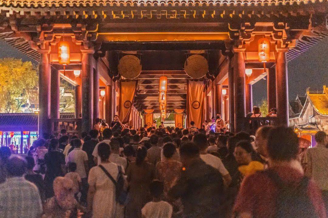 老梁大唐雷音寺最新揭秘，小巷中的文化瑰宝