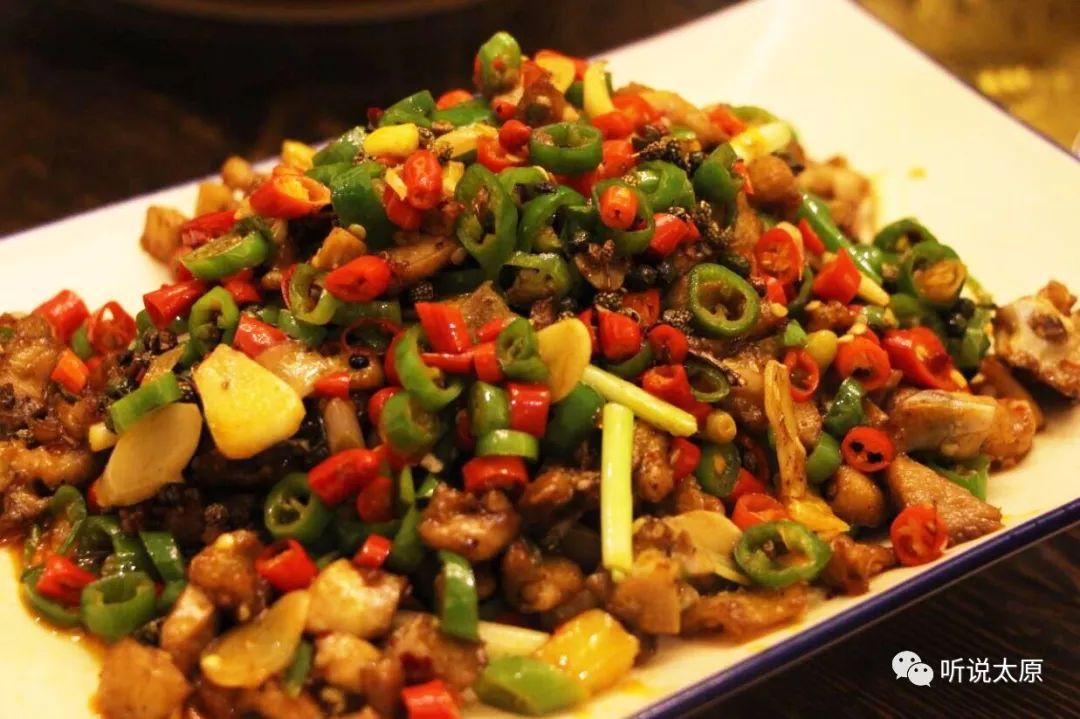 战场最新版探索，小巷中的隐秘美食天堂