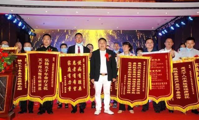 万载最新招聘信息发布，科技新品亮相，开启未来生活新篇章体验
