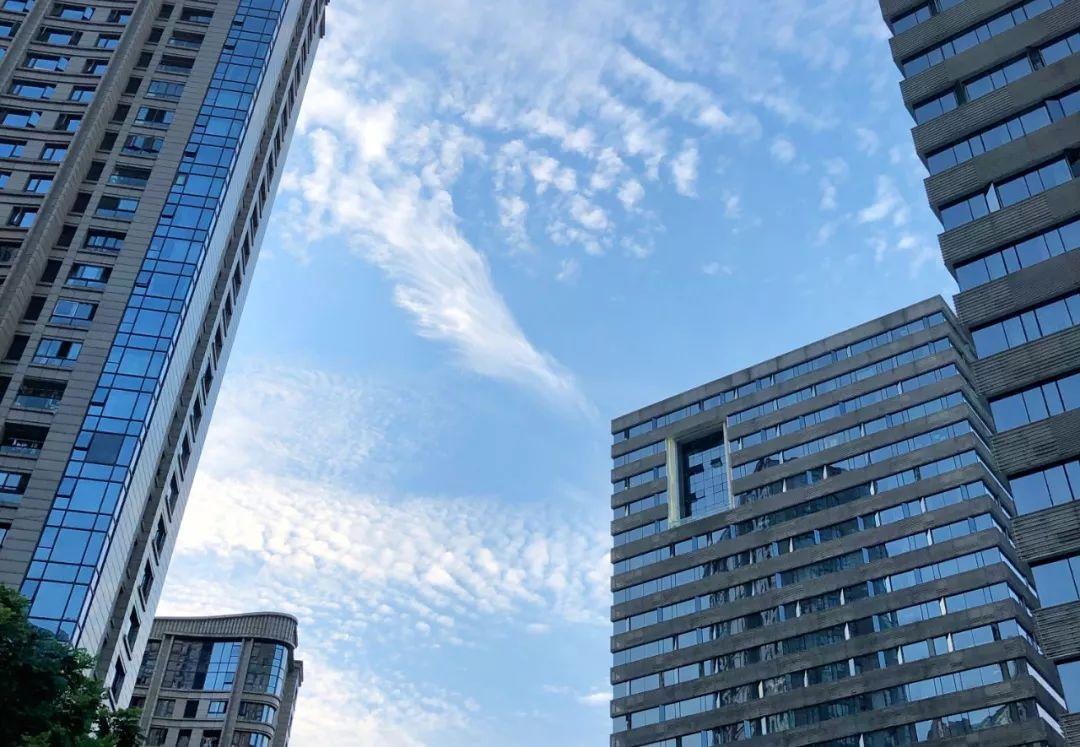 多地调整房产落户政策，趋势解读与影响分析