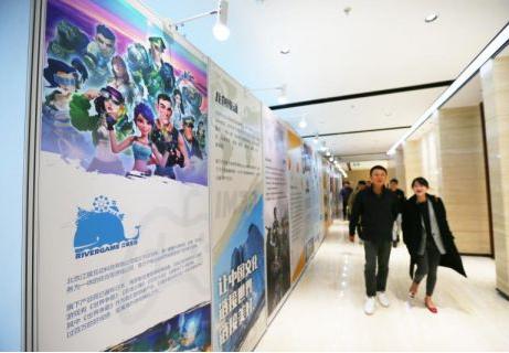 北京金秋启幕，2025年高考报名正式启动，新篇章序曲奏响之际