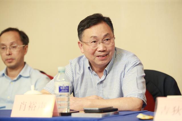 澳门三肖三码精准100%黄大仙_蓝佛安：加强基层三保财力保障,精细设计解析策略_薄荷版79.84.85