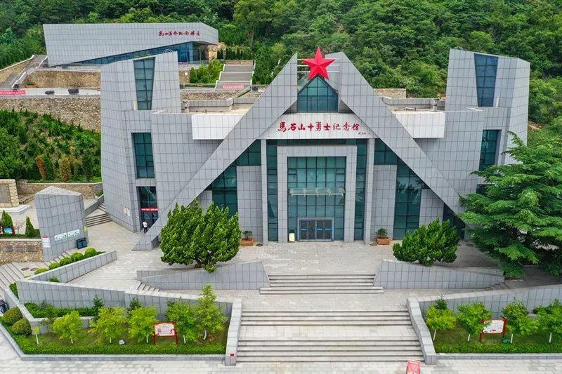 金色画卷限时上新，启程自然美景探索之旅