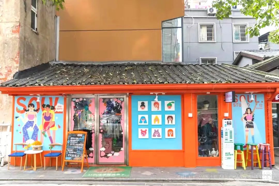 巷弄深处的独特小店探秘，最新PVC时尚潮流