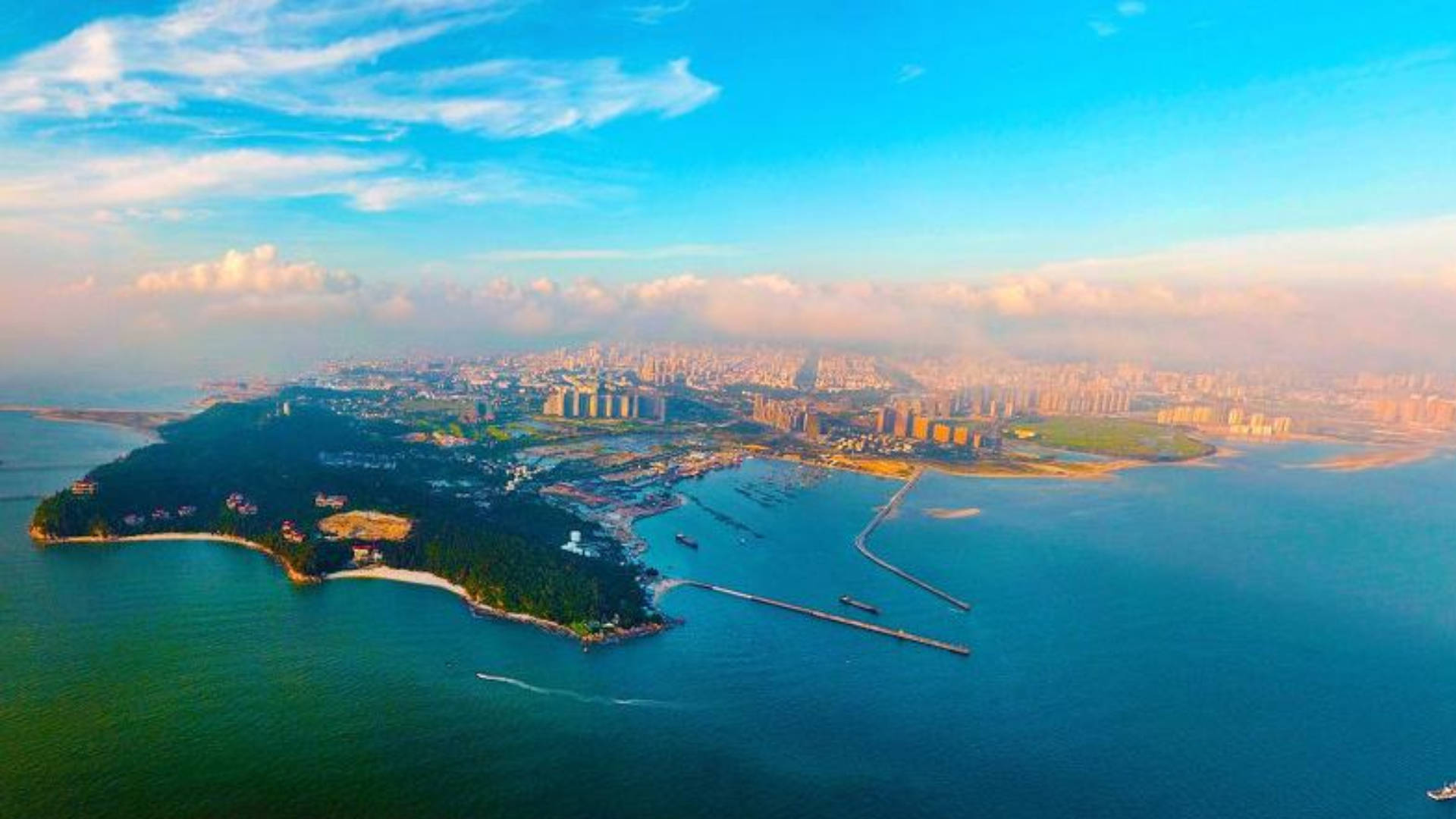 海峡两岸最新一期，自然美景探索之旅