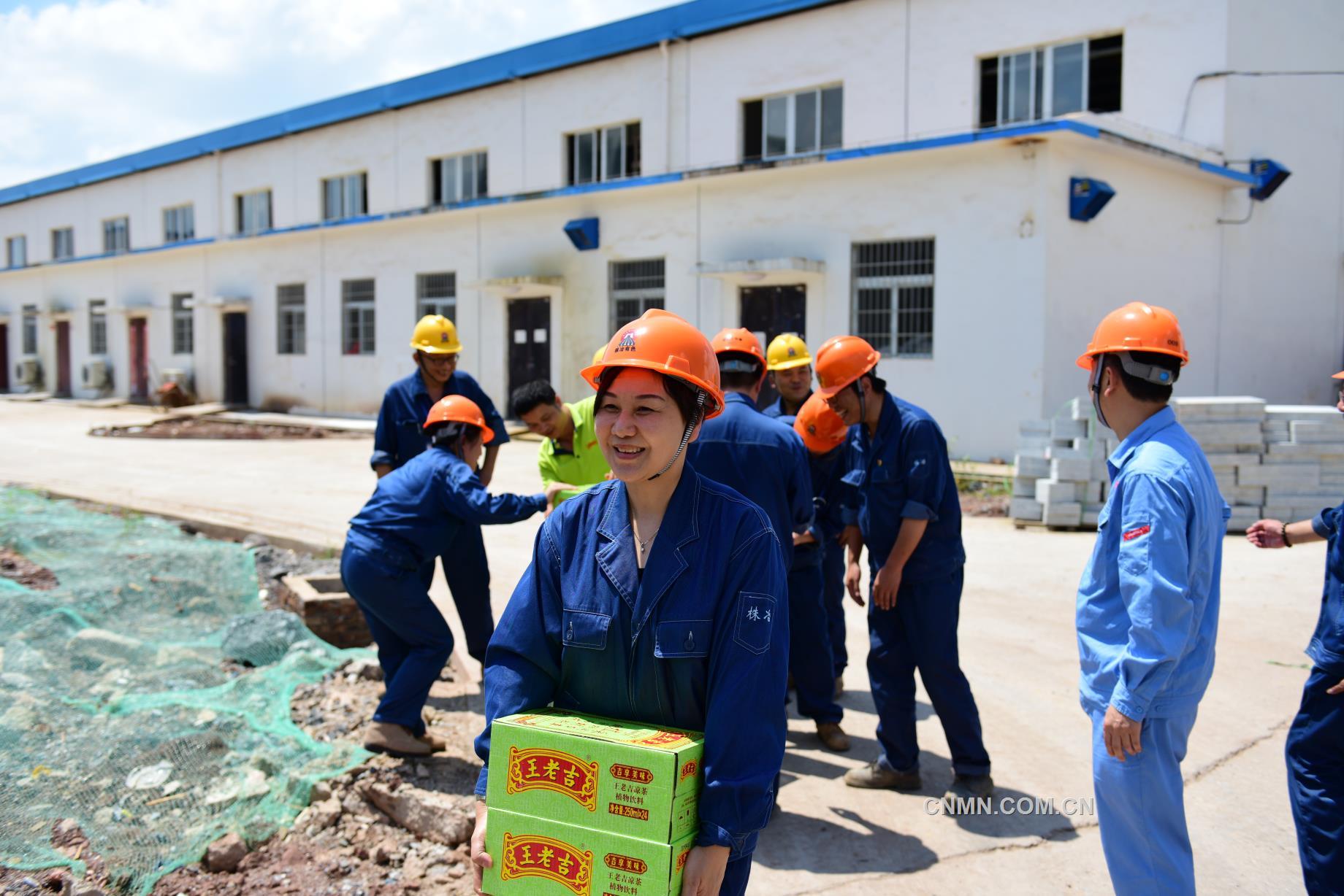 株冶集团最新动态，温馨日常概览