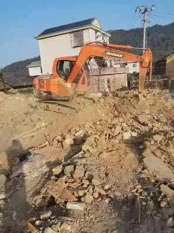 大香蕉最新网站，自然美景治愈之旅的启程点