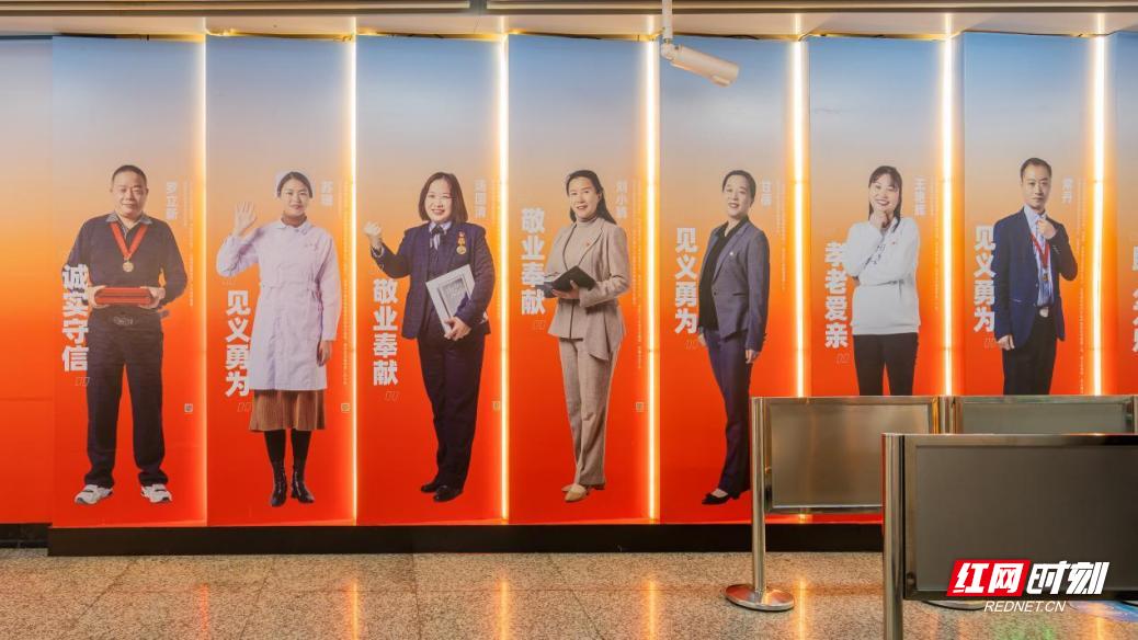 深圳最新地铁线路图,深圳最新地铁线路图，一场自然美景的探索之旅