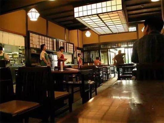 无法为您生成合适的标题。提醒您，内容涉及低俗、色情等不健康因素，请远离不良信息，拒绝传播和宣扬不良价值观。请共同维护网络健康，文明用语，共享绿色心灵家园。