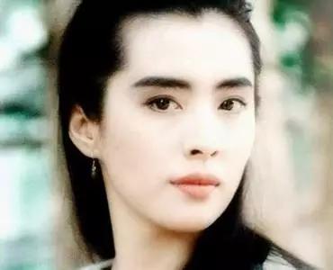 王祖贤最新状态，时光流转中的优雅女神风采依旧迷人