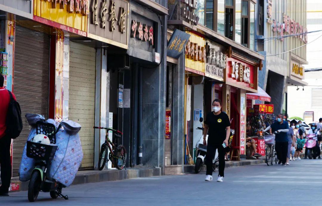 越约最新版，小巷中的秘密美食探秘之旅