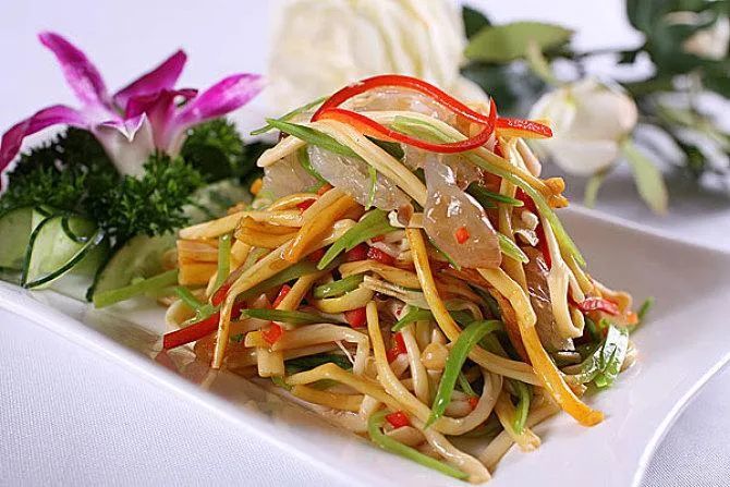 一键停最新，小巷中的美食秘密