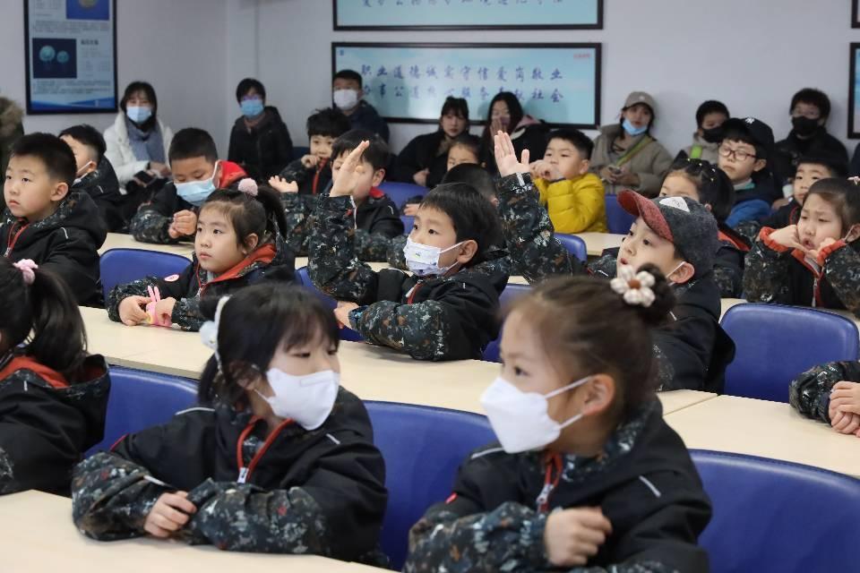 开启知识海洋的新篇章，一起探索最新学习之旅