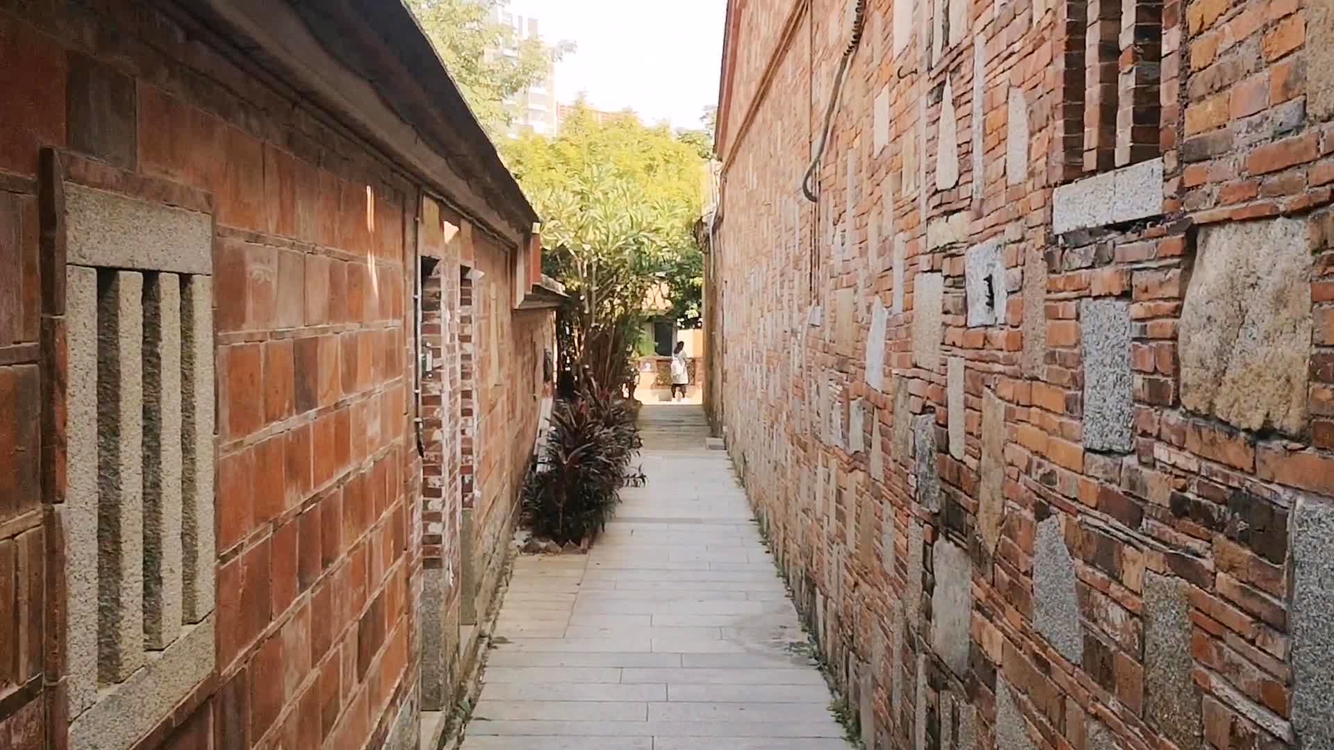 晋江最新签约分析揭秘，小巷中的隐藏特色小店涉黄问题探讨