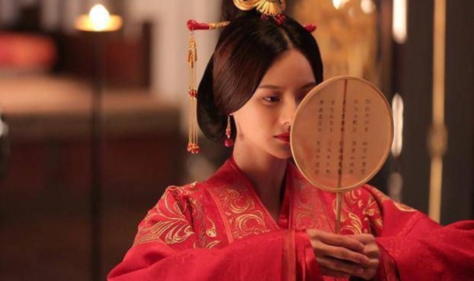 女明星的小说,女明星的温馨日常