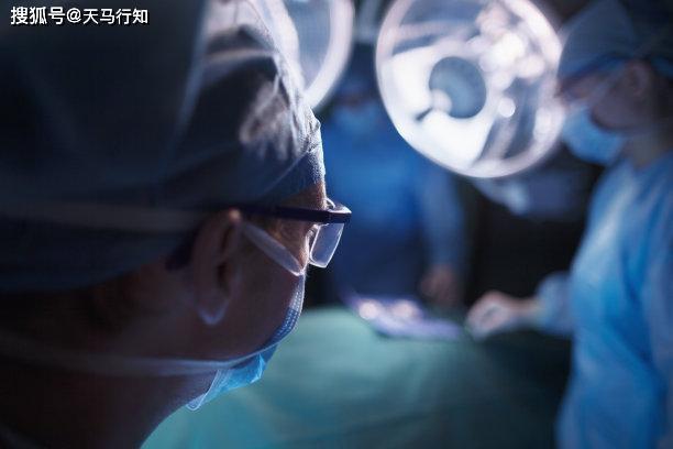 暴力杀医事件背后的力量，学习、变化与信心的挑战