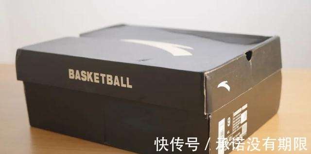 毒最新鞋盒，友情与陪伴的温馨篇章