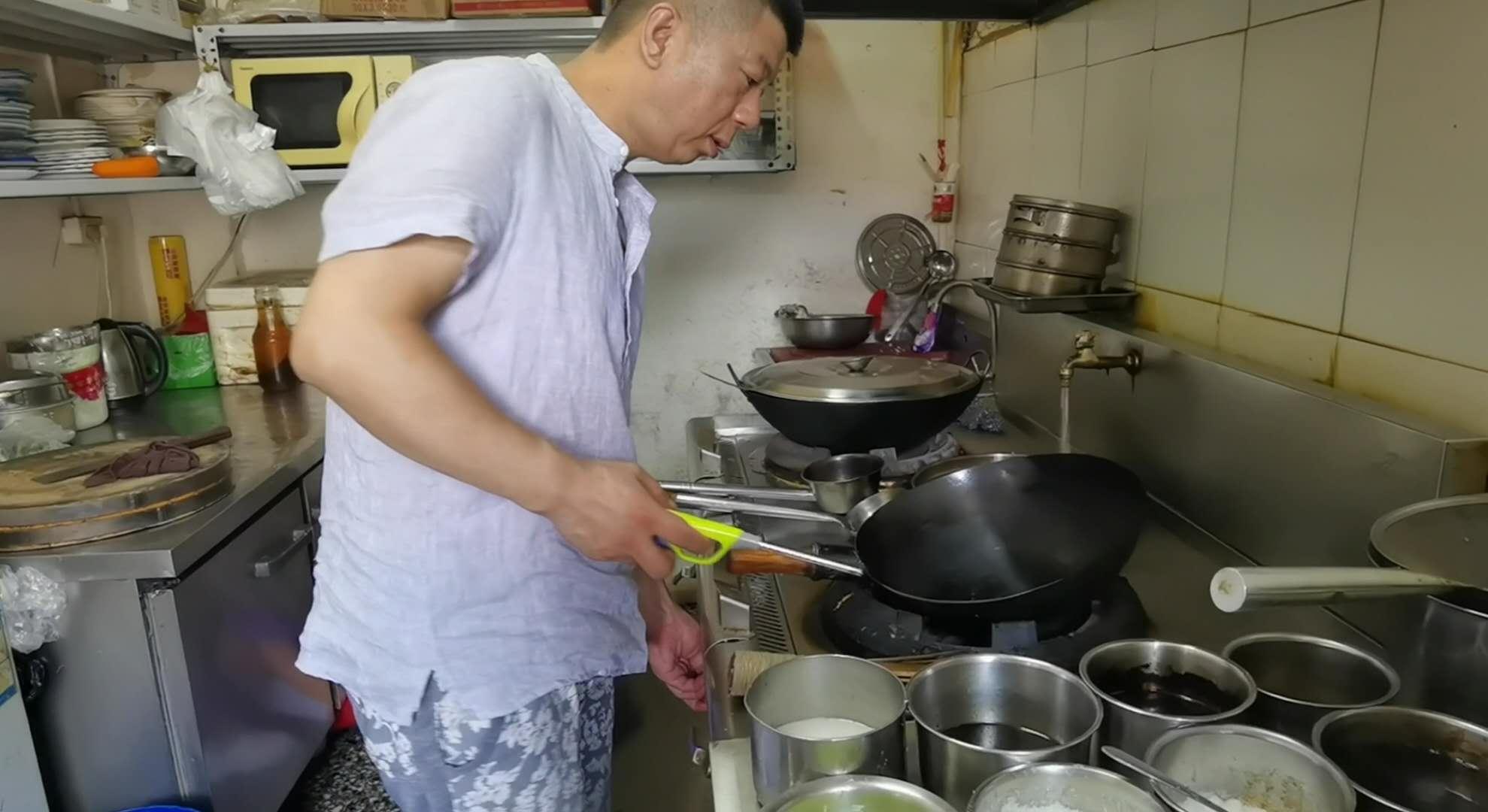 探索特色小店，最新爬粮设备隐藏在小巷中的奇妙宝藏