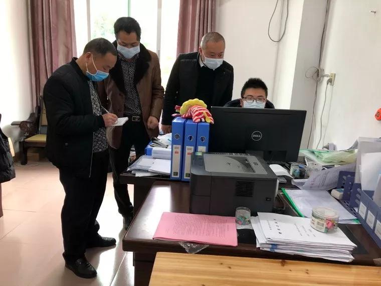 全球疫情下的自然美景之旅，寻找内心的平和与宁静