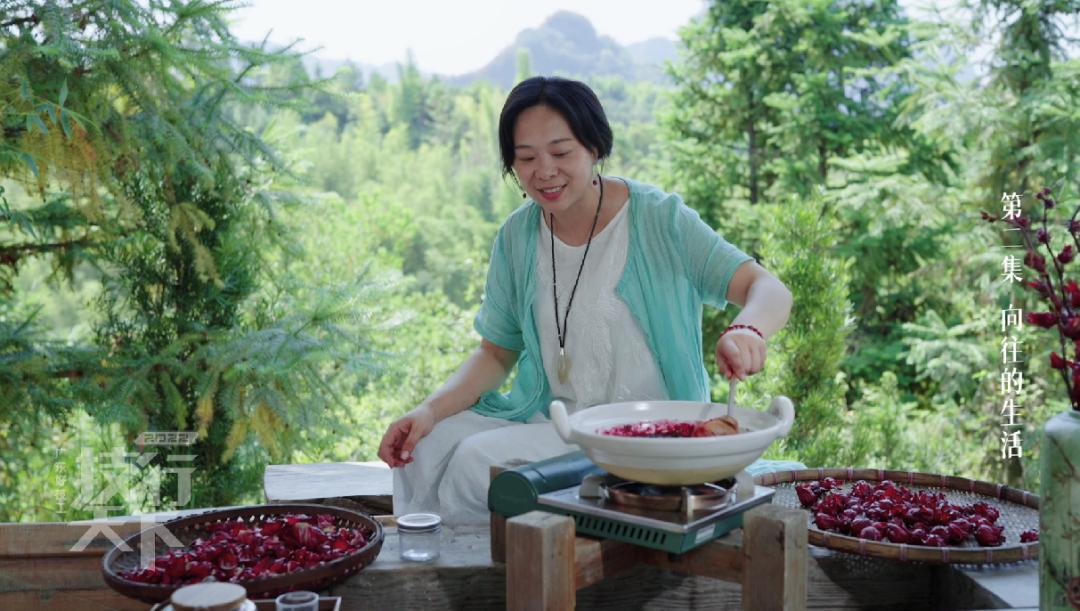 连三坎最新，小巷中的美食秘密