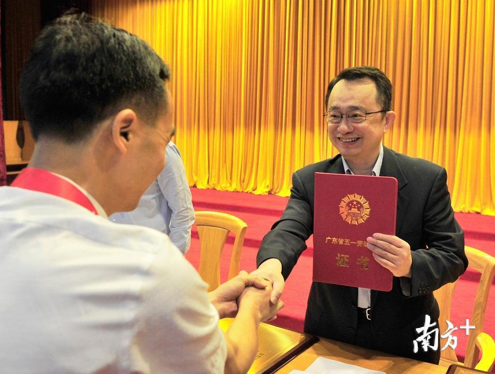 梅州市人才网最新招聘启事，追逐梦想，共创自信与成就的未来！